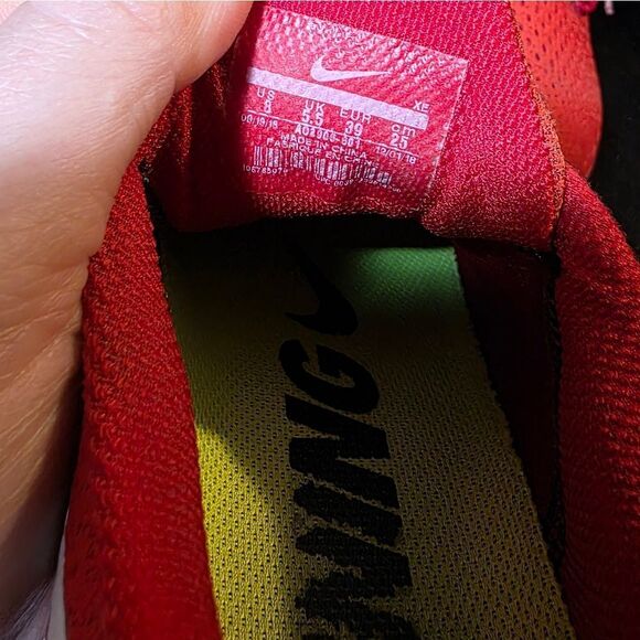 Nike Women's Red Running Shoes - Picture 9 of 9